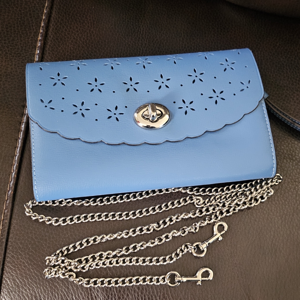 Coach Wallet On A Chain Crossbody Bag / Wristlet